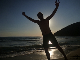 Bj�rn am Meer und vor der Sonne