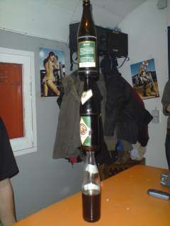 Drei Flaschen aufeinander